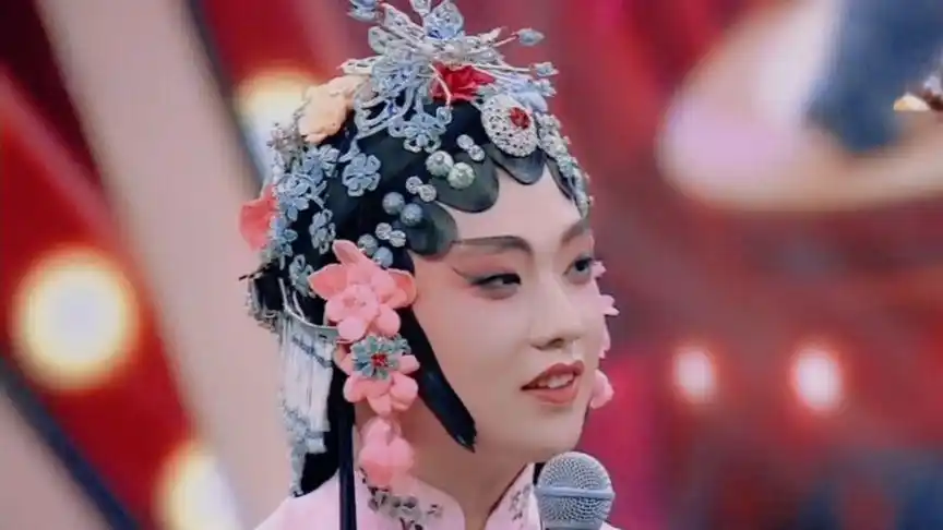 德云社郭家大小姐郭麒麟  男扮女装经典名场面