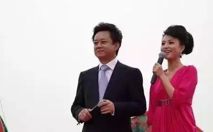 嫁给70岁富翁坐拥四任丈夫纪实央视张蕾的谣言太离谱