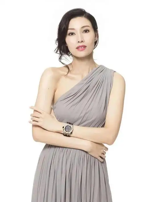 端庄优雅李嘉欣