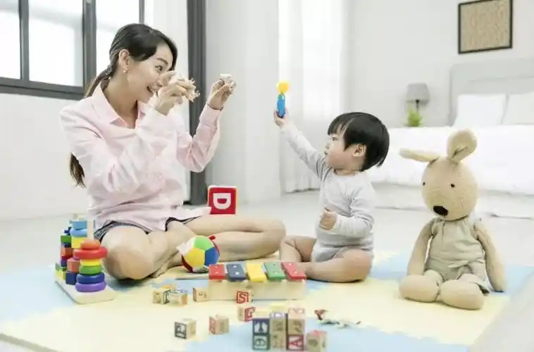 育婴师必备:0~3岁早教玩具清单!_宝宝