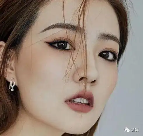 徐璐明明是小方脸,却能hold住美艳强势,古灵精怪,怎么做到的?