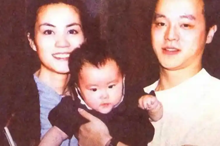 王菲的几任老公分别是谁关系图,窦唯是王菲的第几任老公