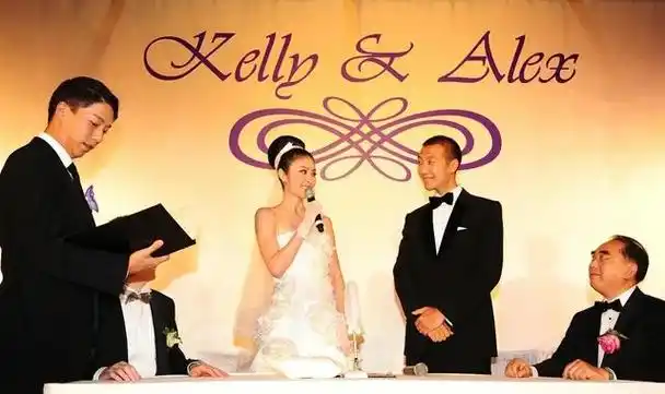 51岁的陈慧琳生图!真的是不老女神,身材高挑气质好,看不出年龄