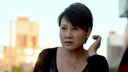 咱们结婚吧:薛素梅看见西风陪小三,知道他们离婚,纸包不住火了