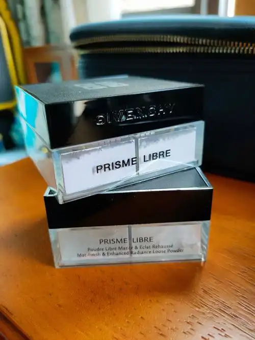 纪梵希四宫格定妆散粉