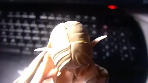 新买的手办 有点后悔 发髻线 和胸部接缝处很深 请问有什么方法可以