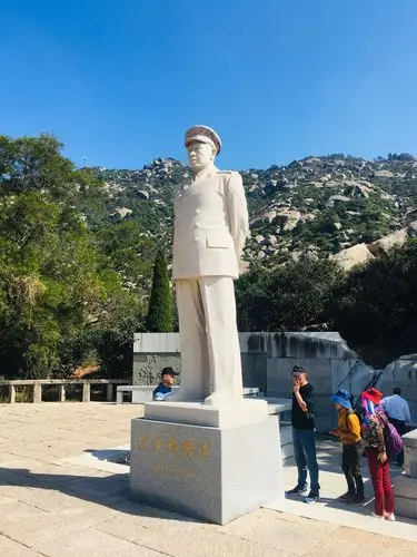 游原福州军区司令员皮定均将军陵园及遇难地址