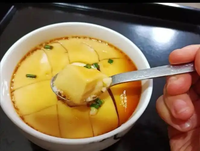 蒸鸡蛋羹加了"它"再也不会有蜂窝,鲜嫩美味,细嫩软滑,收藏吧