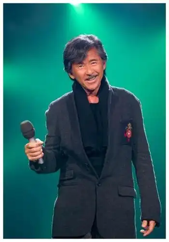 香港殿堂级歌手林子祥最耐听的十首歌曲|在水中央|林子祥|殿堂级_新浪