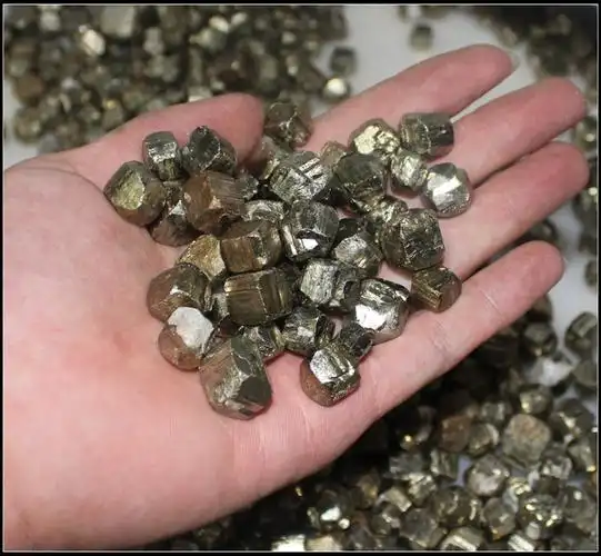 黄铜矿原石_天然黄铜矿原石原矿标本石矿石 一件代发 - 阿里巴巴