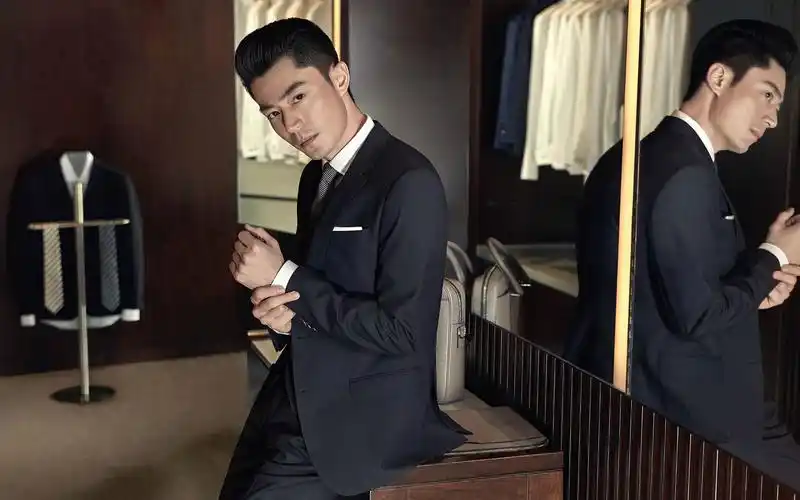 老干部霍建华绅士帅气高清桌面壁纸