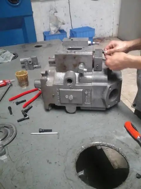 吕梁掘进机柱塞泵维修