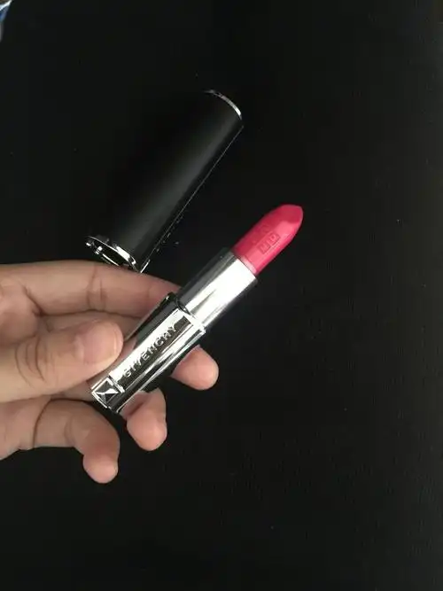 纪梵希小羊皮205