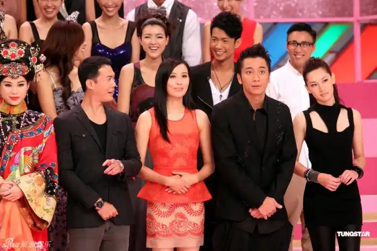 组图:邵逸夫亮相台庆 林峰吴卓羲否认因钟嘉欣反目_高清图集_新浪网