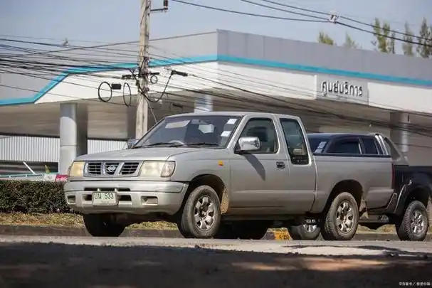 每天一台有腔调改装车,尼桑np300