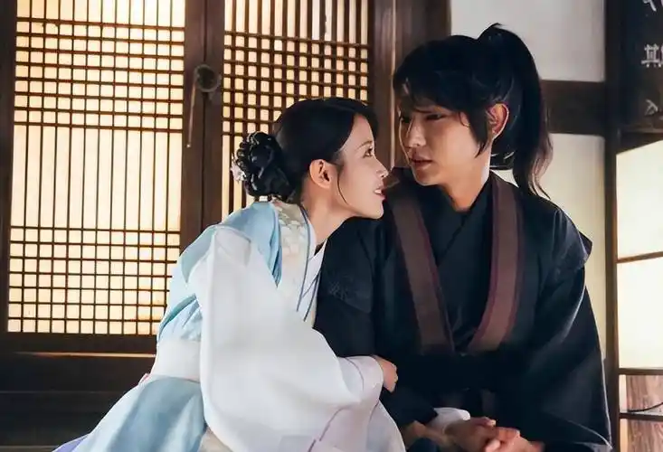 《步步惊心》对比差异明显,刘诗诗版大气有底蕴,韩版没法比_李准基