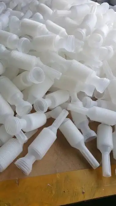 尿素导流管车用尿素加注管联众塑化