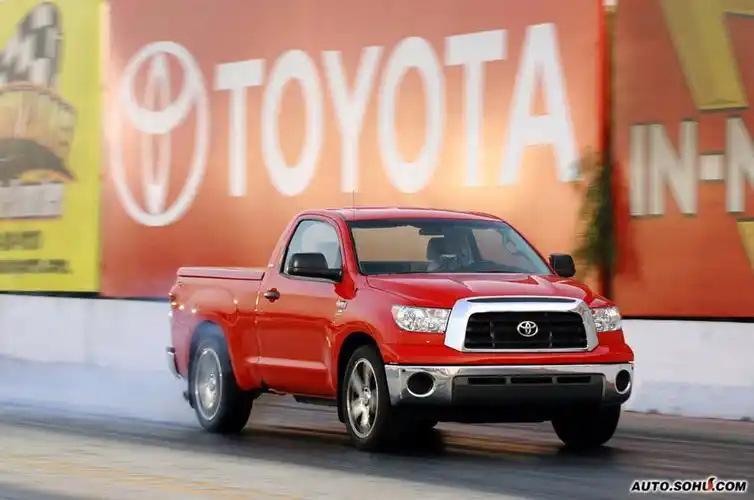 丰田tundra">丰田tundra /a>)是一款日本丰田公司生产的美版的大皮卡