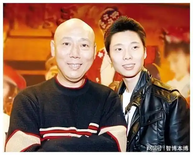 李诚儒身价上百亿住豪华四合院儿子却独居小房子内多年