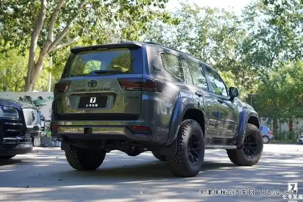 平行进口全新丰田酷路泽黑金刚国六现车越野彪悍秒杀奔驰大g