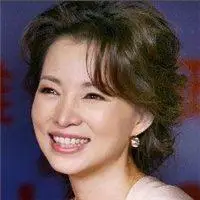 董卿头像高清图片大全_名人董卿真实头像大图下载_微信头像图片大全