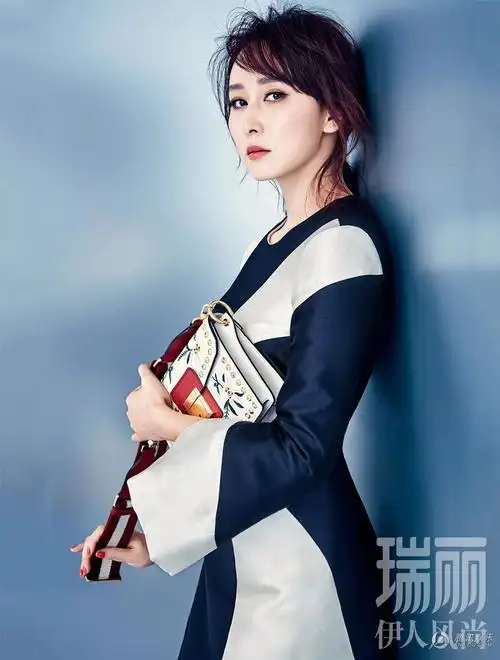6 胡静时尚大片撩人 冷艳魅惑气场全开