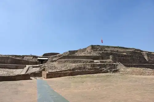 奋斗者|石峁十年,他把青春献给"石头城"_遗址