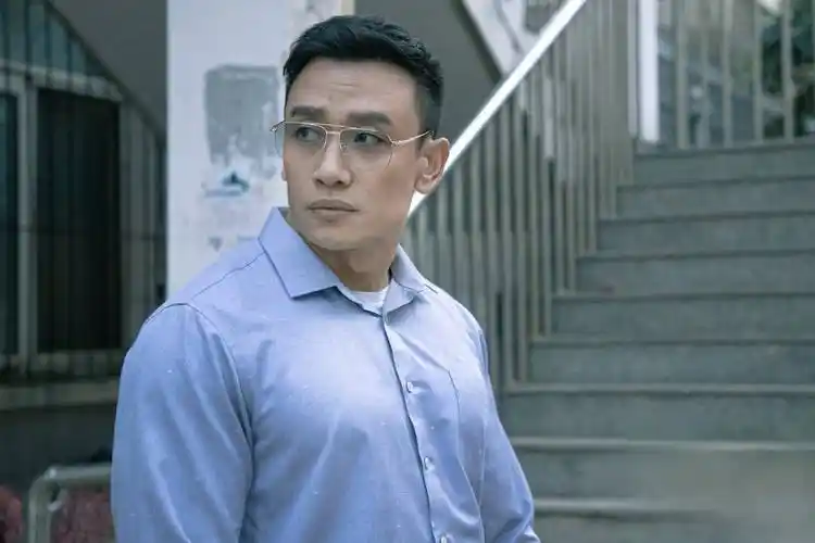 《无所畏惧》那家威:事业被外貌拖后腿,40岁不结婚只想孝敬爸妈_陶正