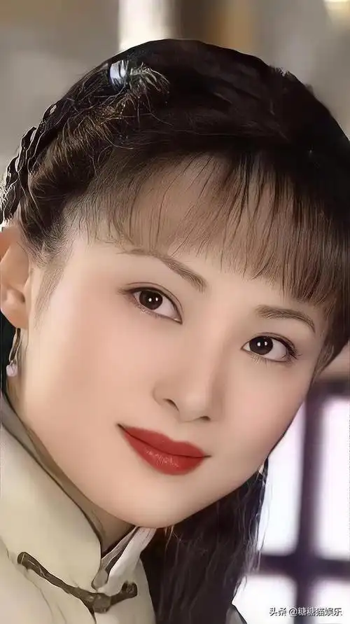 年轻时的蒋勤勤清纯脱俗这真的可以说是颜值天花板了