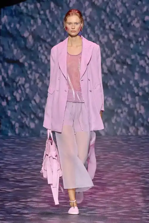 服装趋势预测-cfw服装设计网