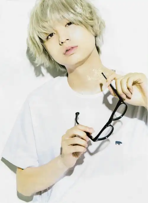 银发少年 伊野尾慧 - 堆糖,美图壁纸兴趣社区