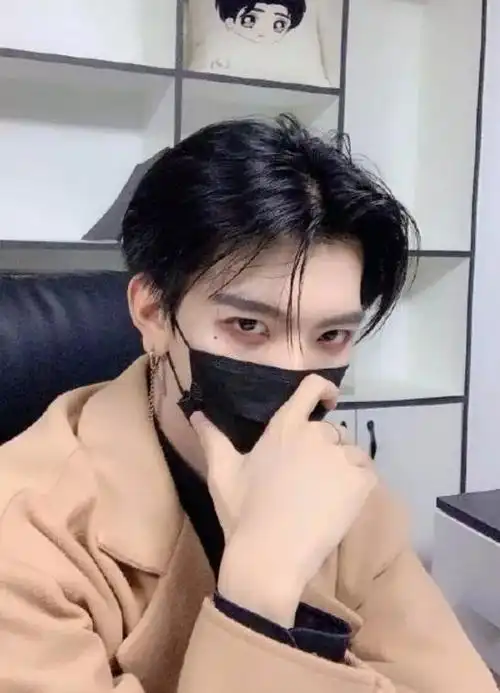 7位网红修图前后对比,我佛了