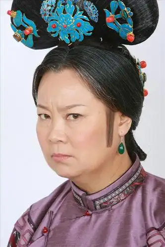 《新还珠格格》方青卓饰容嬷嬷