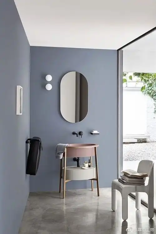 高级的蓝灰色调