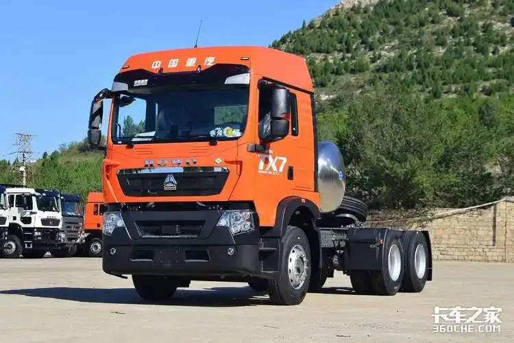 重汽豪沃tx7 指导价40万车型推荐理由所以本期卡车之家车型盘点就