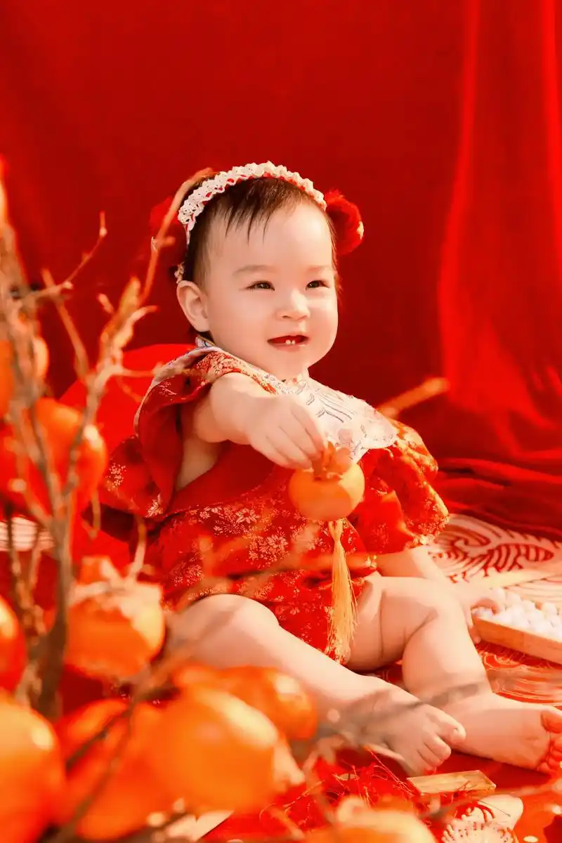 中日混血宝宝的周岁照.她真的好可爱 是我的可爱宝宝#又是被女