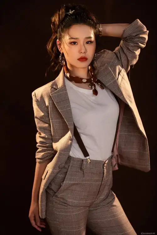 叶莺(中国内地女歌手)中国音乐网百科 - 个人百科 - 中国音乐网