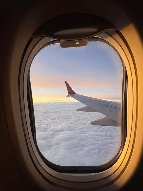 "假装在机场坐飞机的照片5.0"