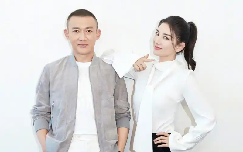 黄奕的两任丈夫是谁(黄奕的两任丈夫叫什么)