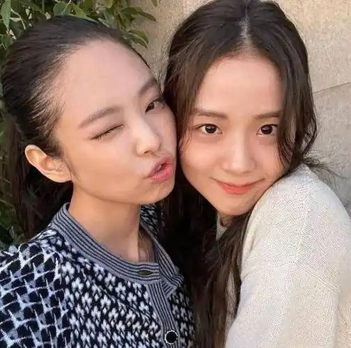 jennie儿时照片曝光,丢脸到被jisoo疯狂嘲笑_纽西兰_年纪_小时候