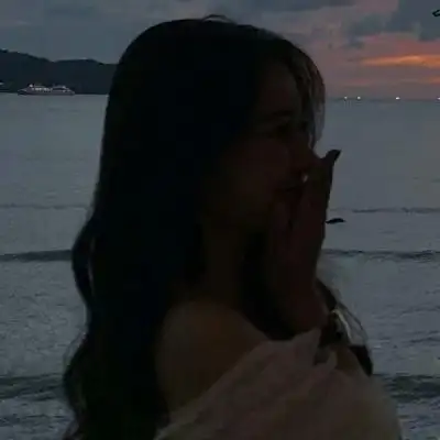 情侣头像真人一人一半