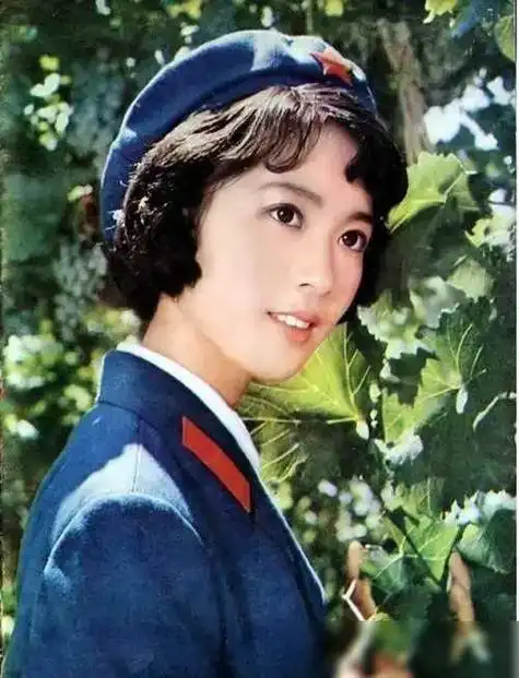 38年后再看因流氓案逃往美国的龚雪郭德纲说的话终于应