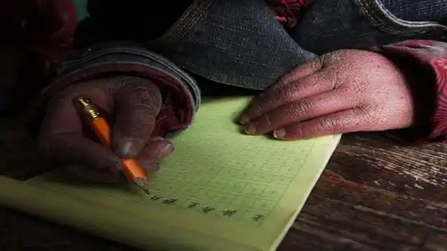 《暖春》真的暖吗?谁会给贫困山区孩子困境中的幽微之光!