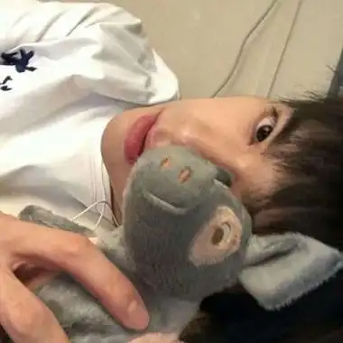 高颜值温柔系的男生头像帅气又很甜(高颜值温柔系的男生头像帅气又很