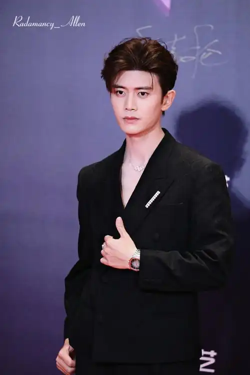 爱奇艺尖叫之夜##任嘉伦爱奇艺尖叫之夜