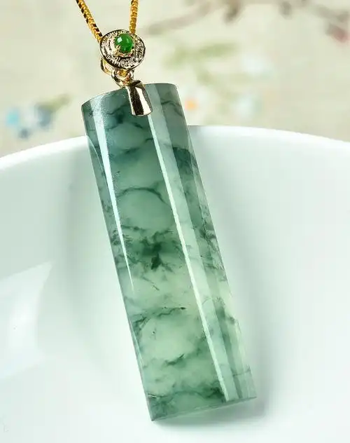 亿珍阁 18k金钻石a货冰种飘花平安无事牌翡翠吊坠附证书