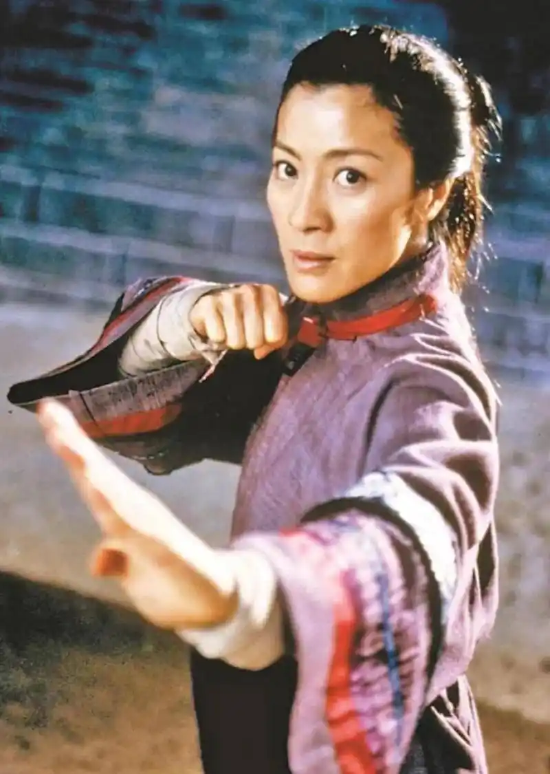 华语影视圈中有哪些让人钦佩不已的武打女星?