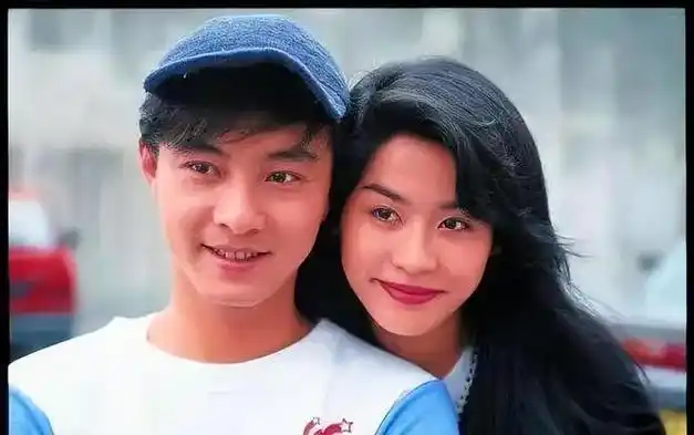 张卫健18年无子却把老婆当孩子宠他现在去哪了