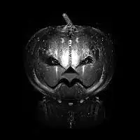 金属质感的恐怖霸气黑色头像图片【点击鼠标右键下载】