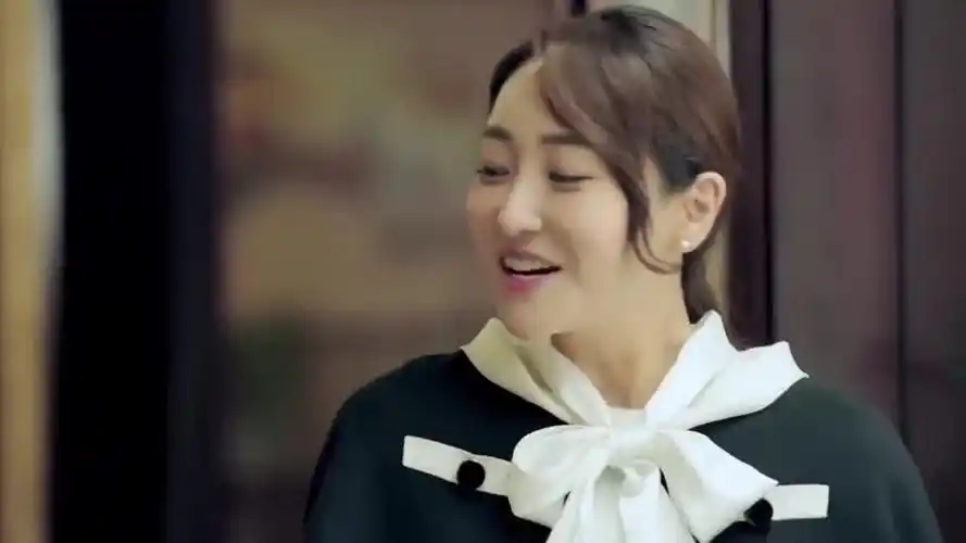 鸡毛飞上天杨雪表明富二代身份陈江河不敢相信